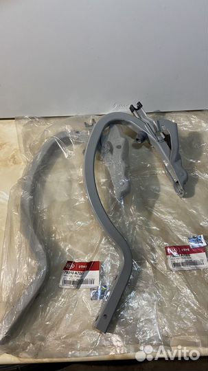 Петля крышки багажника правая KIA