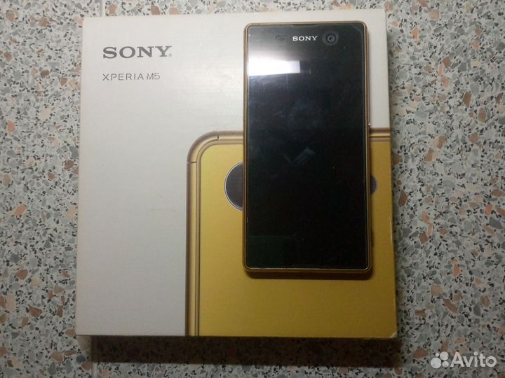 Sony Xperia M5, 3/16 ГБ