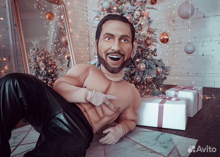 Шуточный стриптиз. Артур Пирожков