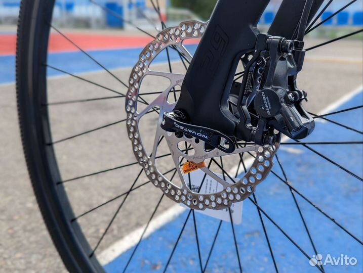 Кастомный шоссейник-гревел на Shimano 105