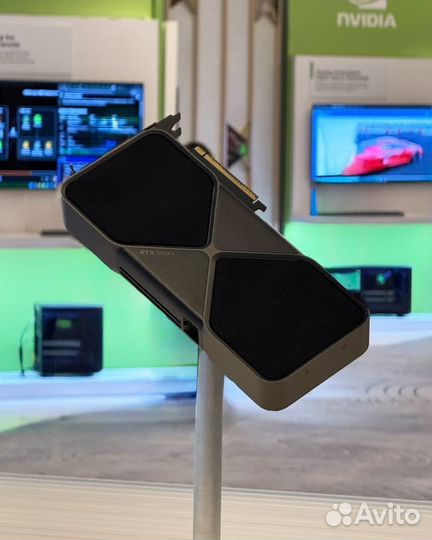 Видеокарта Nvidia RTX 5070, 5080, 5090
