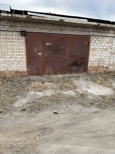 Гараж, > 30 м²