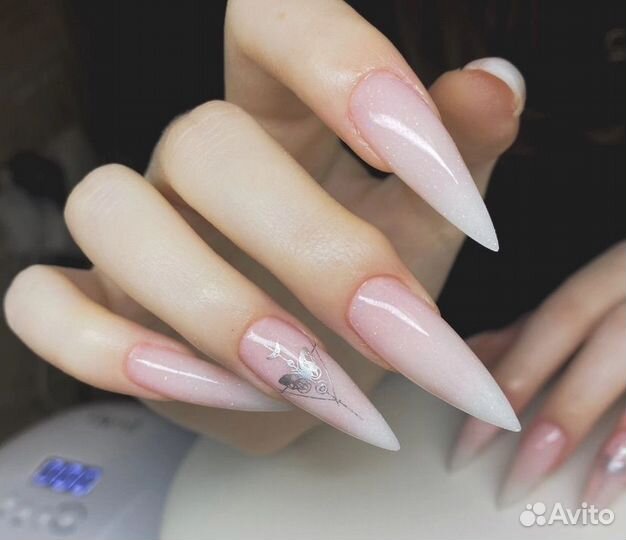 Наращивание и моделирование ногтей