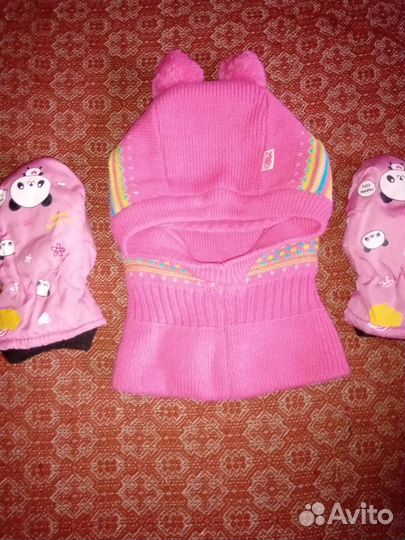 Розовый комплект для девочки (шапка + варежки)