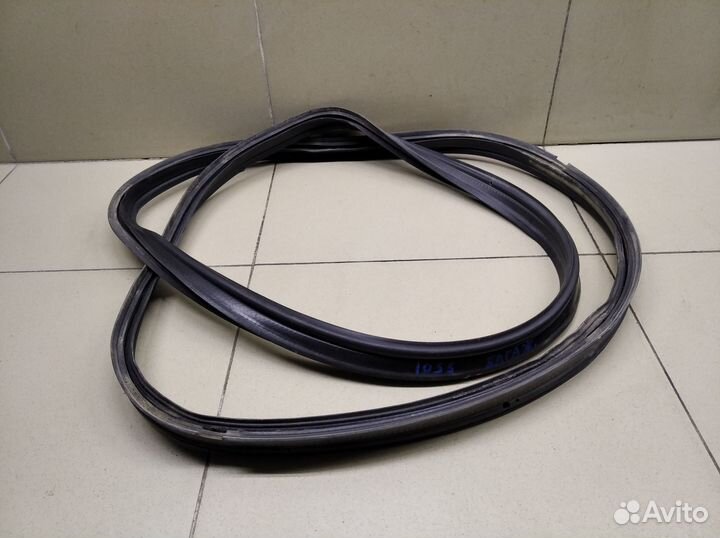 Уплотнитель багажника RIO 2005-2011