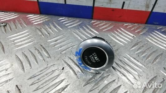 Кнопка запуска двигателя toyota prius XW20 (SML02X