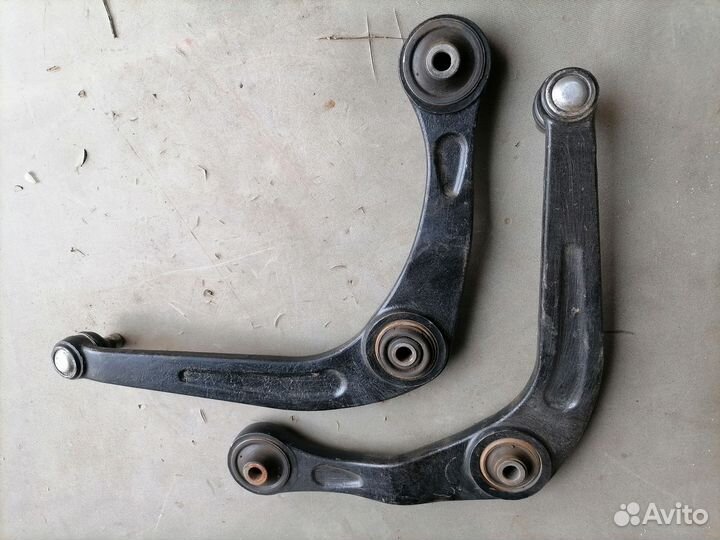 Рычаг передний Zekkert для Peugeot 206 1998-2012