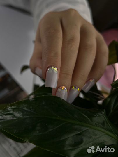 Маникюр, педикюр, наращивание ногтей, обучение