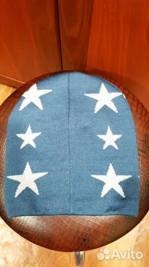 Комплект на девочку шапка 52-54 новые