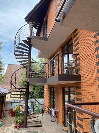 Комната 25 м² в 5-к., 2/3 эт.