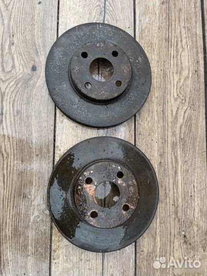 Тормозные диски переднее Lifan Solano 620 1.5 2010