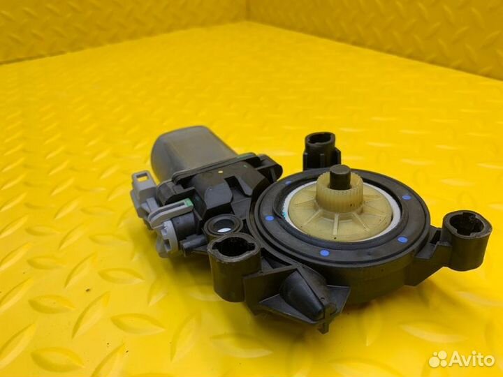 Моторчик стеклоподъемника Volkswagen Polo седан