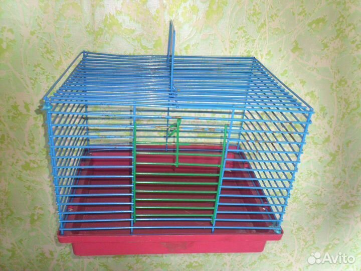 Стеклянный грунт зелёного цвета и разноцветный