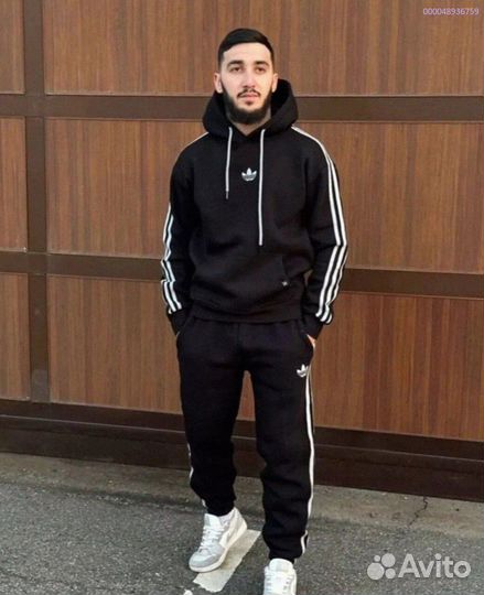 Спортивный костюм