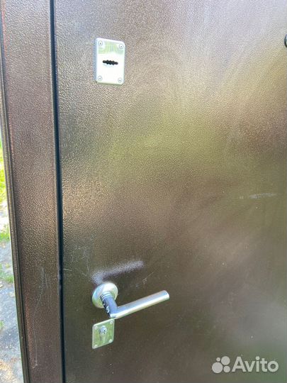 Дверь входная металлическая уличная