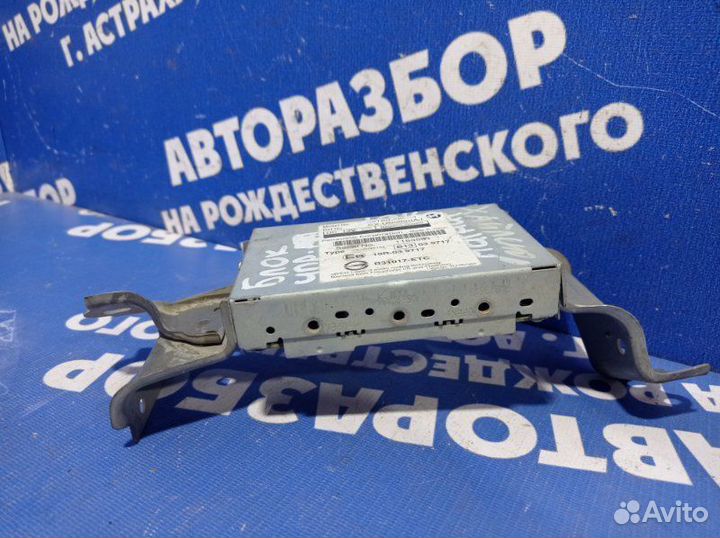 Блок управления магнитолой Toyota Highlander