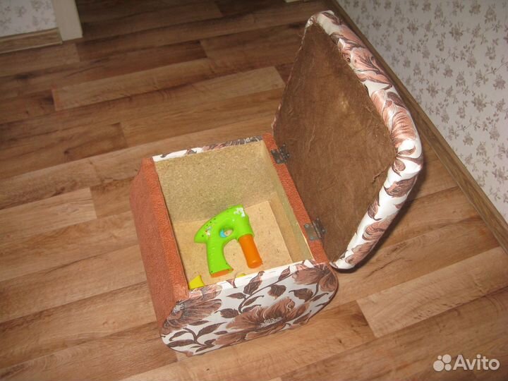 Пуфик с ящиком