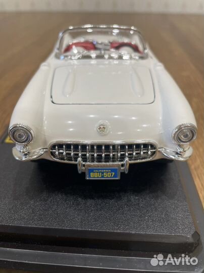 Bburago 1 24 Chevrolet corvette (1957)