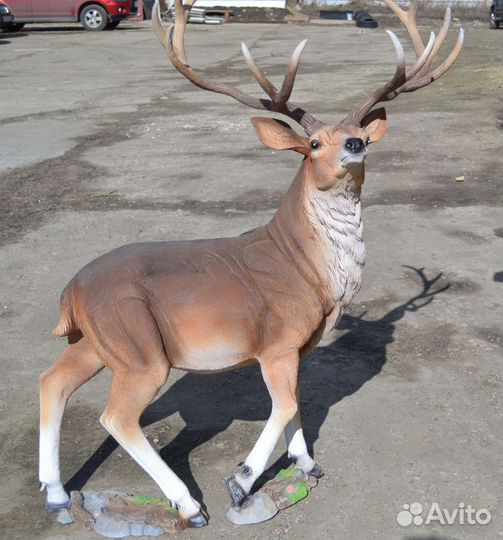 Садовая фигура Олень благородный H-110см