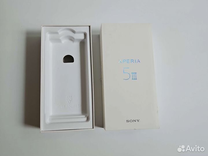Коробка от Sony xperia 5 III
