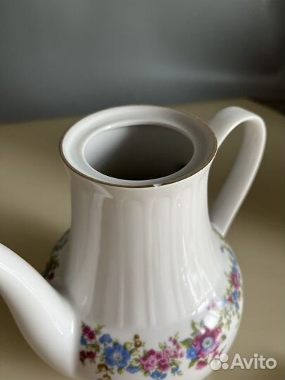 Фарфоровый кофейник ГДР Henneberg porzellan