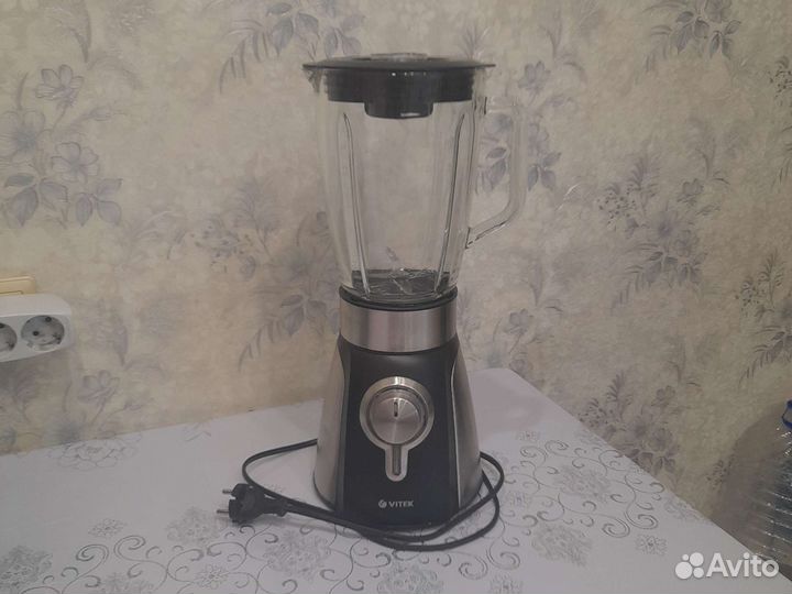 Стационарный блендер Vitek