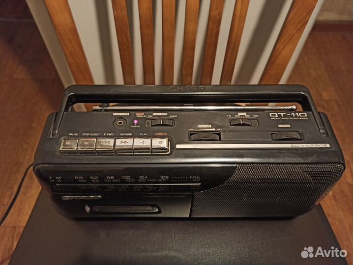 Радио Sharp QT-110