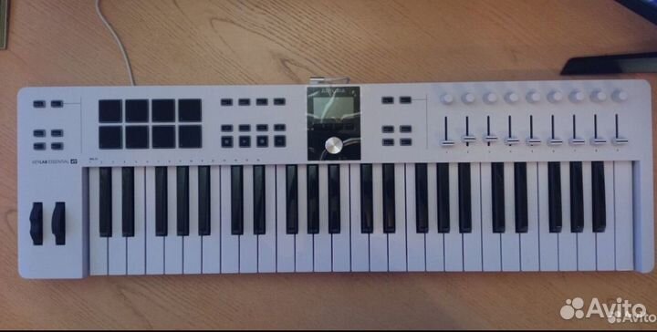 Arturia keylab essential 49 mk3 white