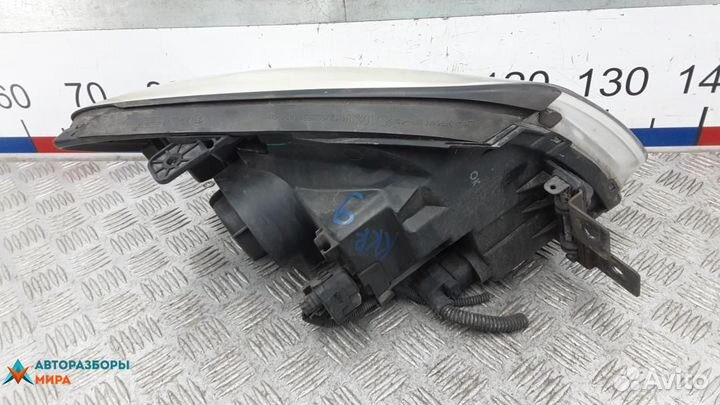 Фара левая Kia Sportage 2 2008