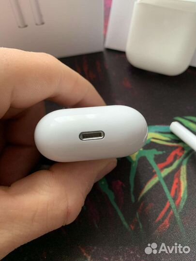 Apple AirPods 2 б/у