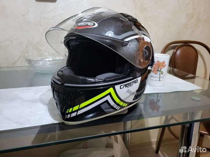 Мотошлем caberg S