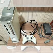 Xbox 360 прошиты�й, более 60 игр