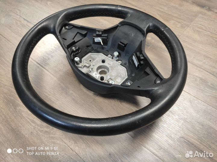 Руль Bmw X3 2.0D E83 N47 2009