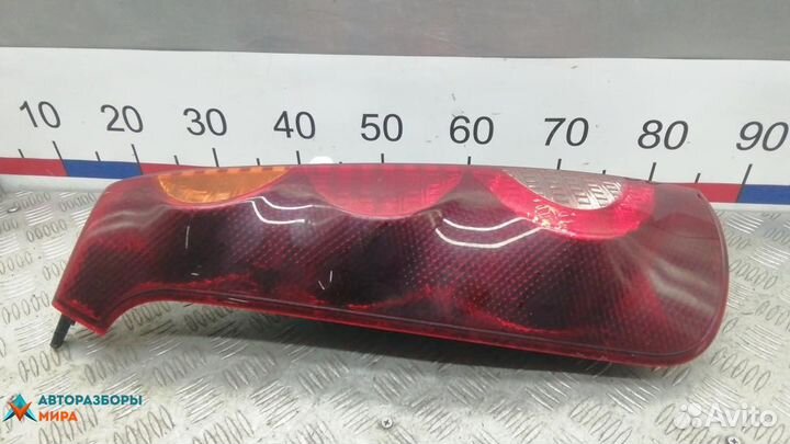 Фонарь задний левый Nissan Note E11 2009