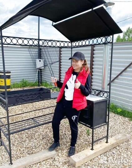 Мангальная зона с крышей