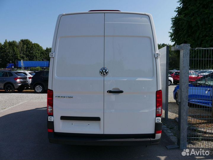 Volkswagen Crafter цельнометаллический, 2023
