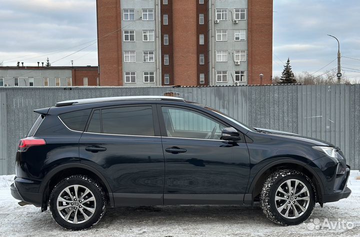 Toyota RAV4 2.5 AT, 2018, 150 000 км