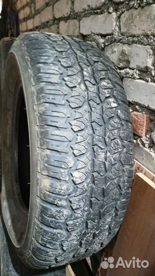 Royal Black Royal A/T 265/65 R17 112T