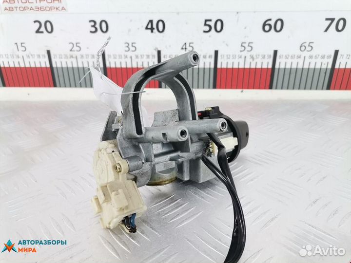 Замок зажигания Daihatsu Charade 2004