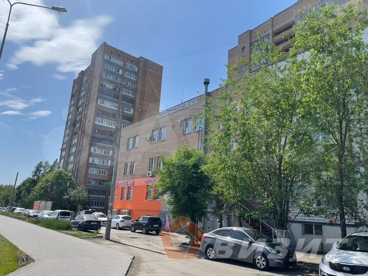 Офис, 300 м² напротив больницы Середавина