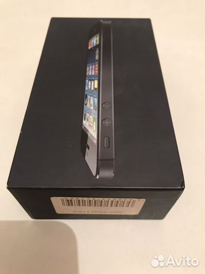 Коробка от iPhone 5
