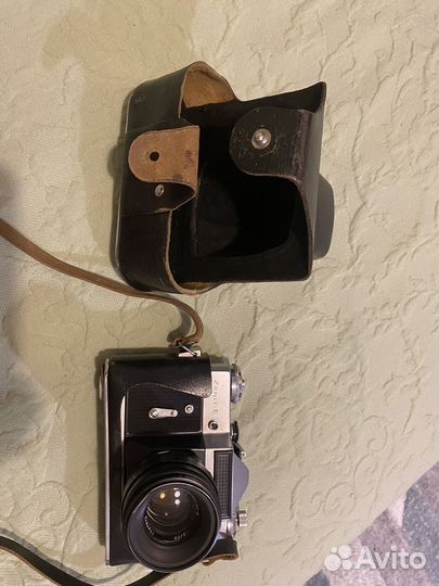 Зеркальный фотоаппарат Zenit-E