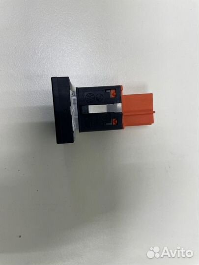 Кнопка обогрева заднего стекла Volkswagen Polo