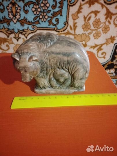 Статуэтка медведица с медвежонком