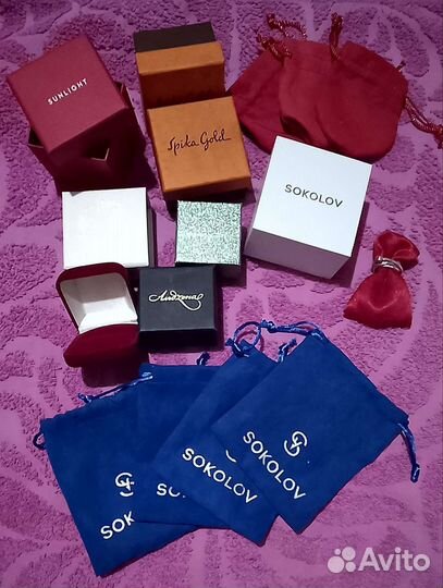 Подарочная коробочка