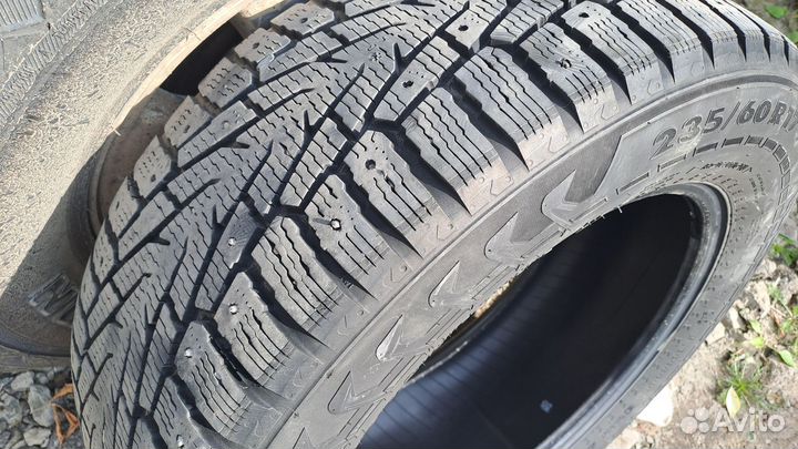 Nokian Tyres Hakkapeliitta 7 SUV 235/60 R17