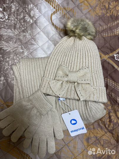 Комплект шапка/шарф/перчатки новый Mayoral 16 лет