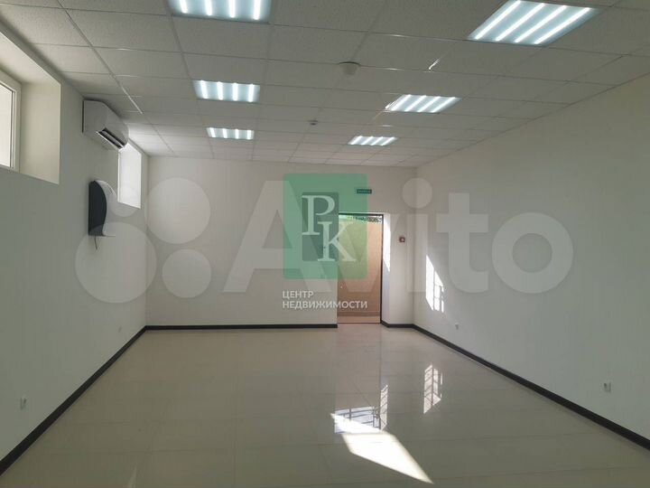Помещение 43 м2 с отд.входом на Столетовском