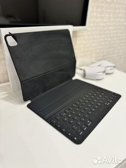 Клавиатура iPad SMART Keyboard Folio