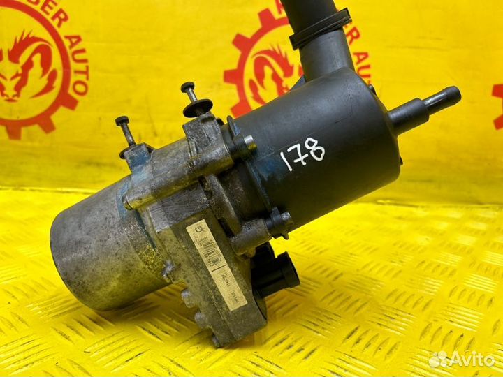 Насос электрогидроусилителя руля Peugeot 307